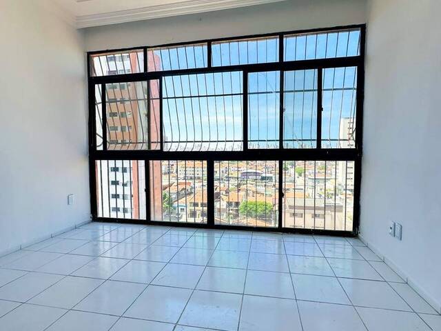 Apartamento para Venda em Fortaleza - 5