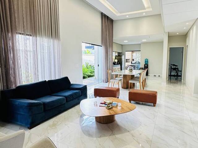 Casa para Venda em Eusébio - 2