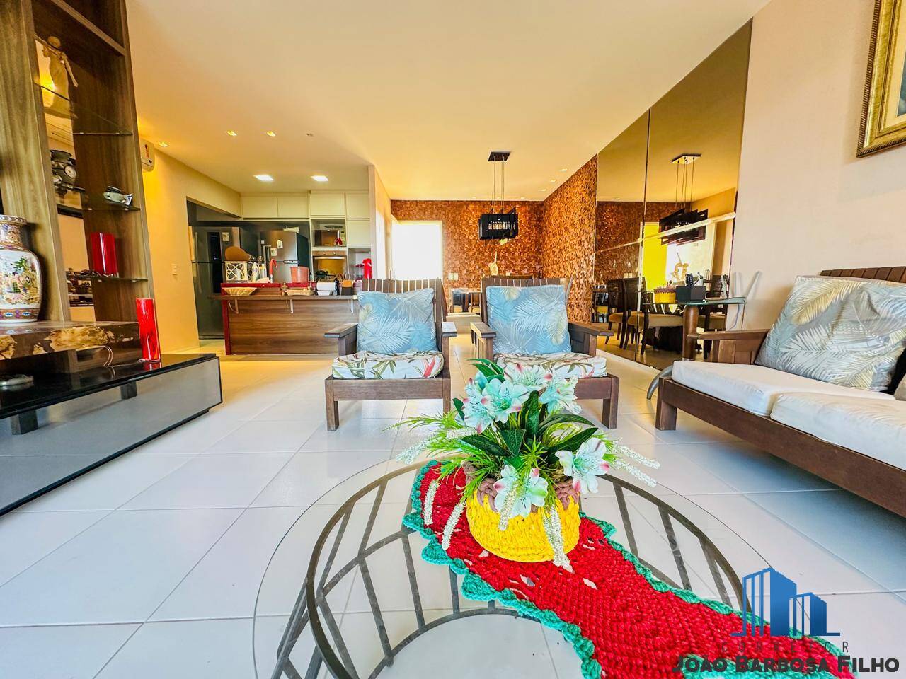Apartamento à venda com 3 quartos, 135m² - Foto 4