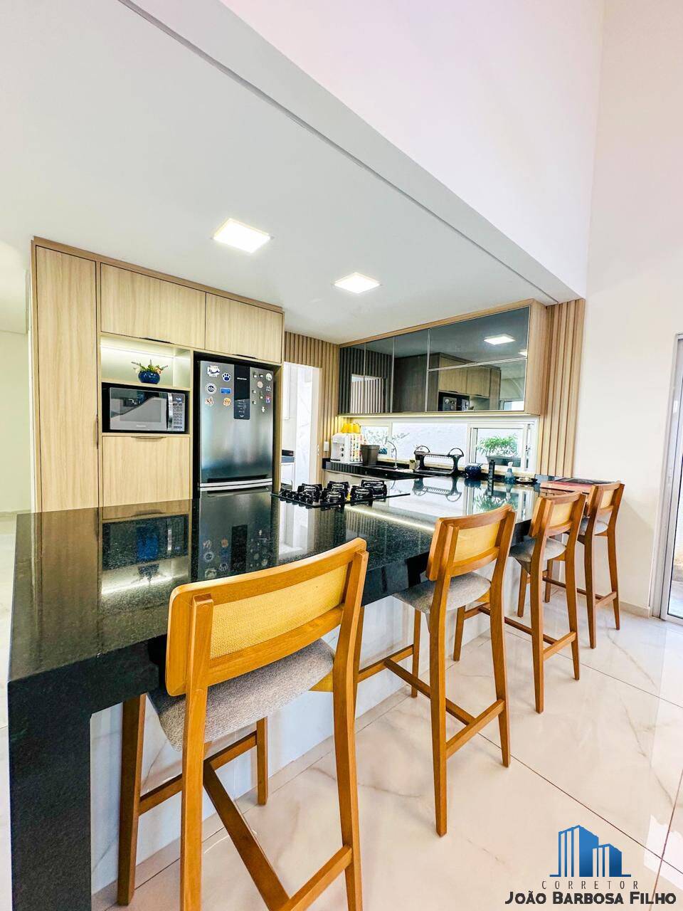 Casa, 4 quartos, 257 m² - Foto 9