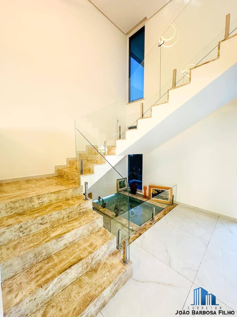 Casa, 4 quartos, 257 m² - Foto 4