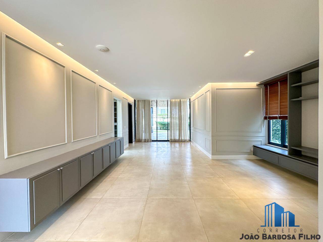 Casa, 5 quartos, 416 m² - Foto 1