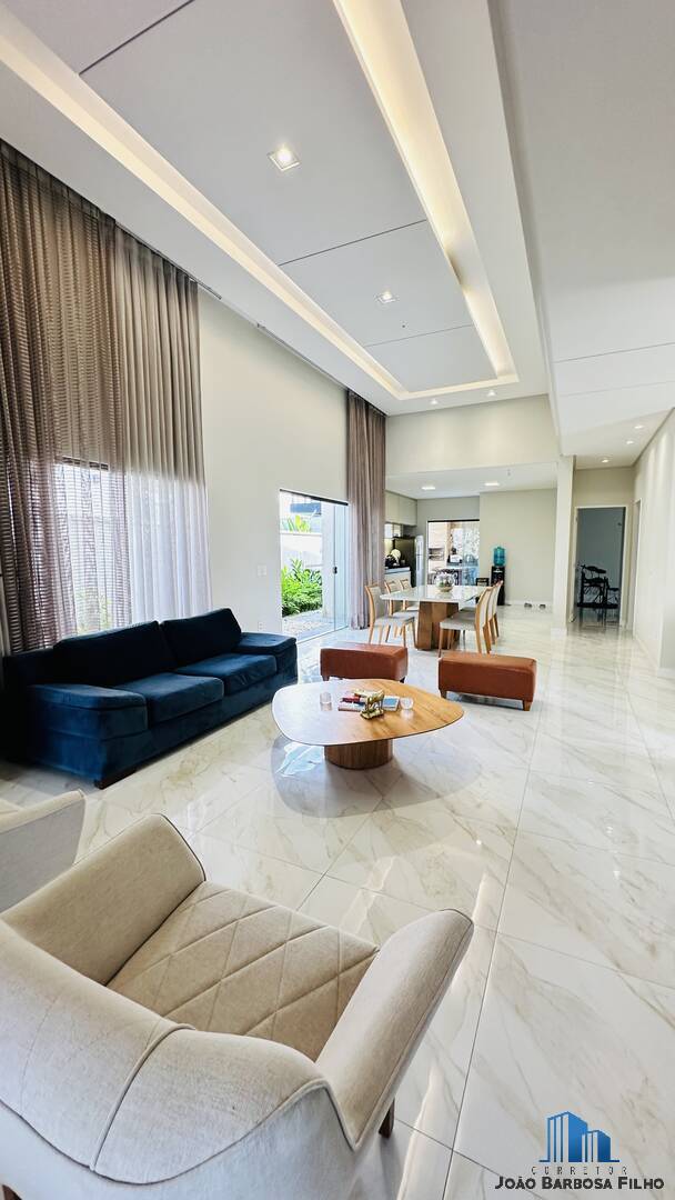 Casa, 3 quartos, 226 m² - Foto 2